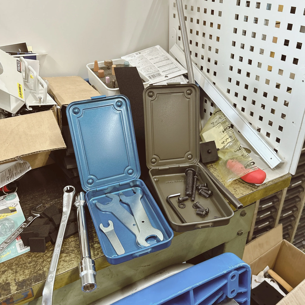 Toyo - Steel Stackable Storage Box T-152