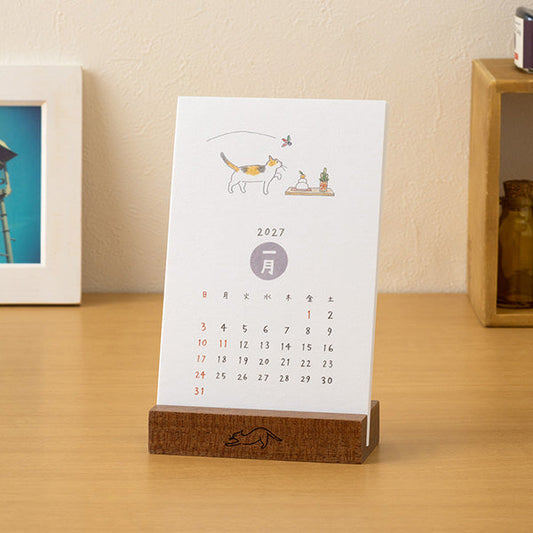 Midori Stand Desk Calendar 2027 - Cat