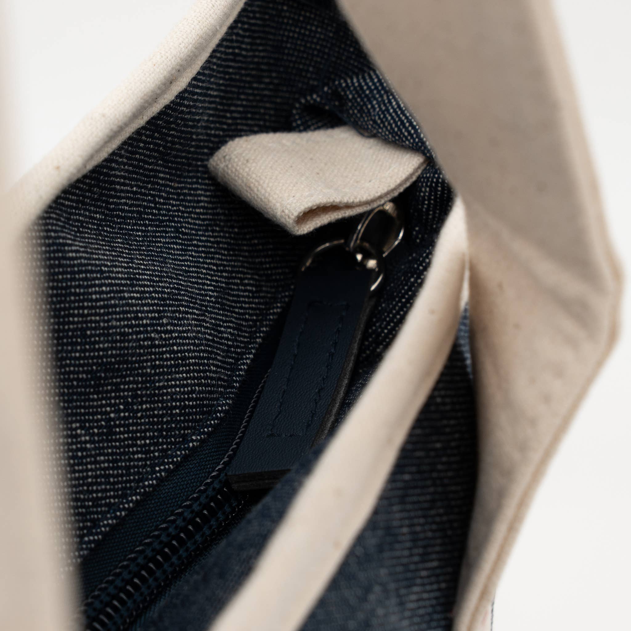 Kusuguru Japan Denim & Canvas Cat Tote Bag Dark Blue Denim