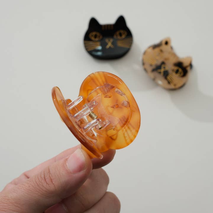Ginger Cat Claw Clip - Small Adorro assorted